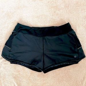 Athleta shorts. Size XL. Excellent condition.